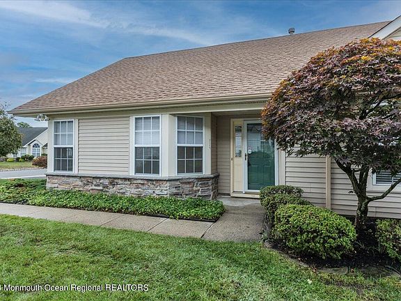 5th image of 2934 Rock Hill Lane