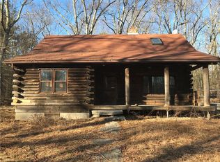 46 Hemlock Rd, Chepachet, RI 02825