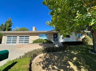 1605 New York Ln, Green River, WY 82935