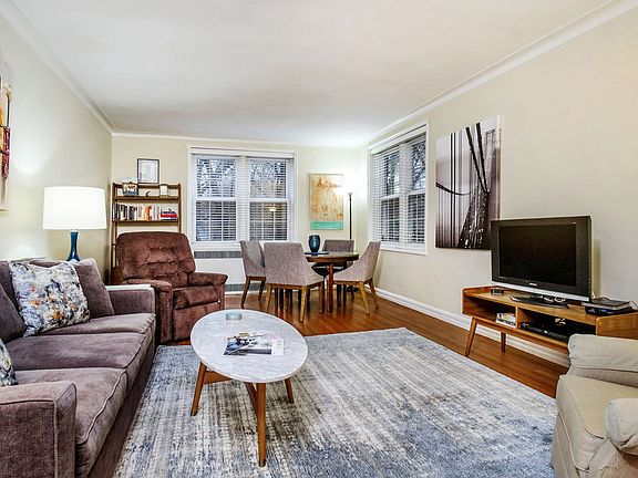 949 Palmer Ave Unit 1N Bronxville, NY (09 of 22).jpg