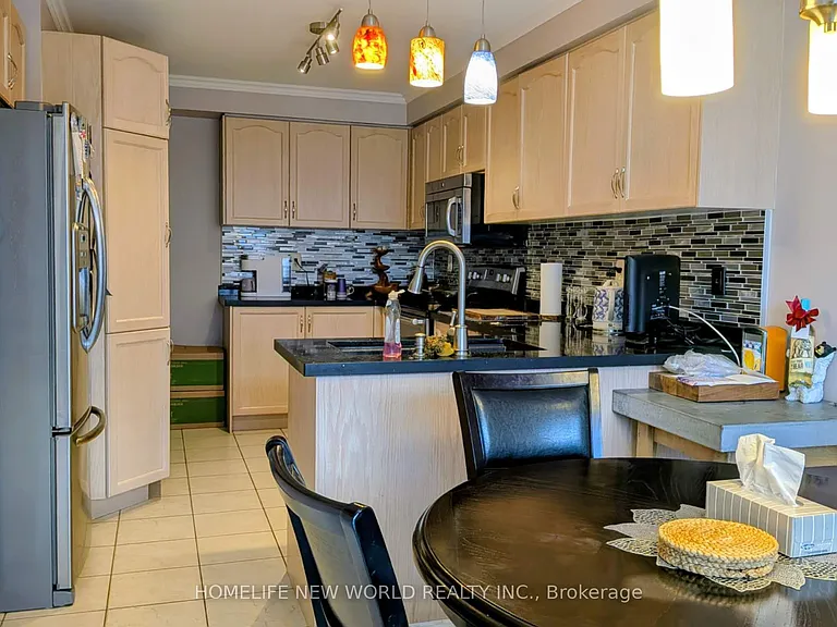 100 Castle Park Blvd — Photo 5