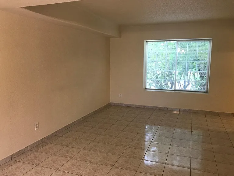 14580 E 53rd Ave — Photo 5
