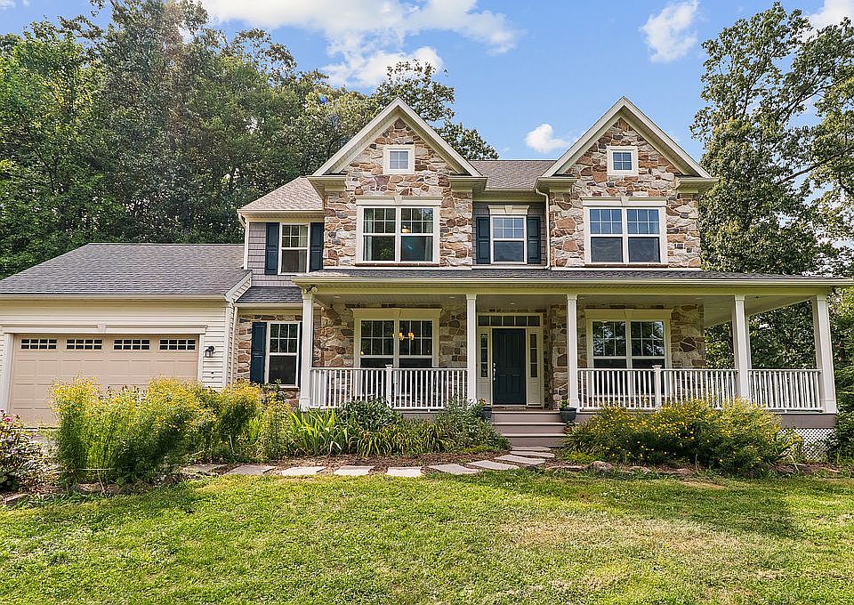 1st image of 1389 Evans Rd