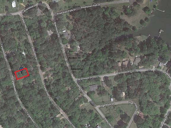 4th image of Tanglewood Dr