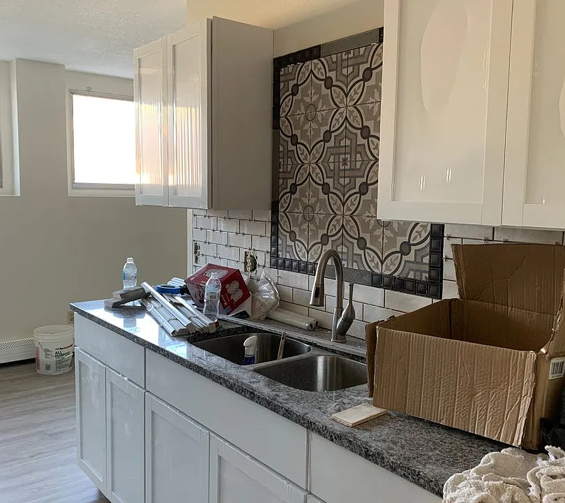 221-231 Freemont Ave SE