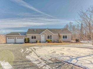 43 Red Brook Rd, Jefferson, NH 03583