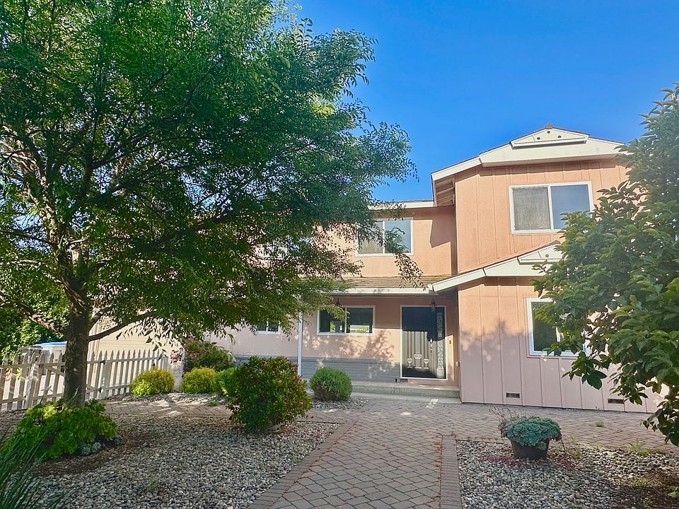 1st image of 1036 Jacqueline Way
