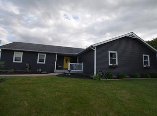 13207 Licklider Rd, Conover, OH 45317