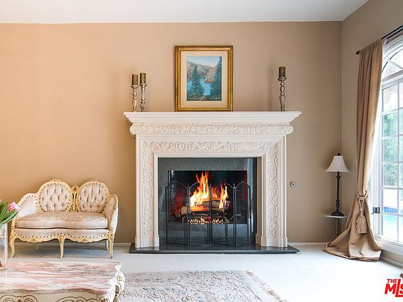 2nd image of 4917 Tarzana Woods Dr
