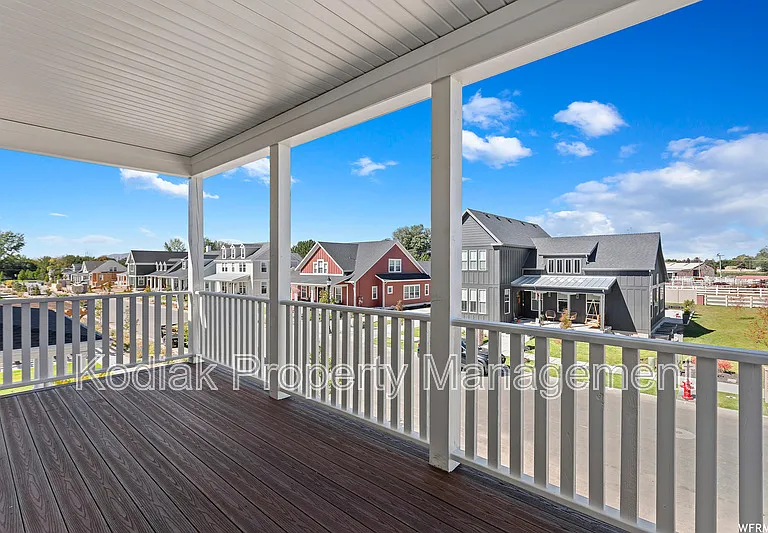 991 W Shoreline Dr — Photo 26