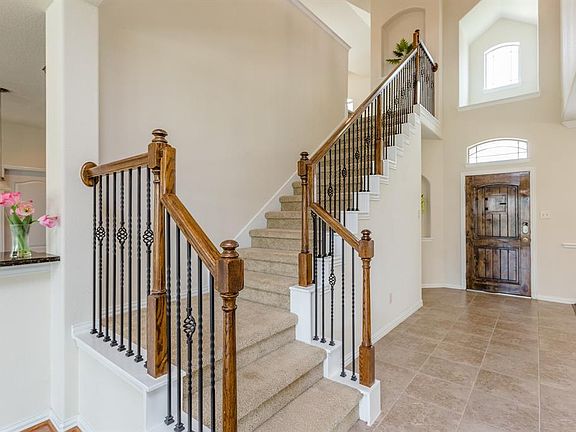 4th image of 23615 Starbridge Lake Ln