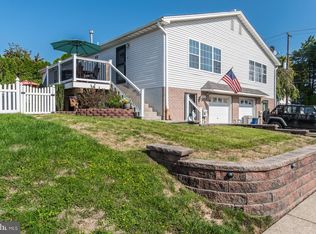 13468 Damar Dr, Philadelphia, PA 19116