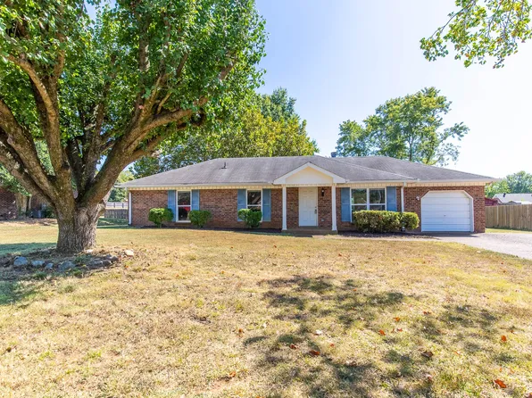 306 Lexington Dr, Smyrna, TN 37167