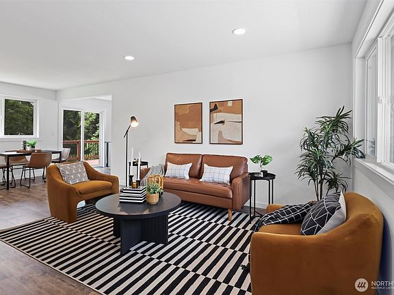 4th image of 39845 SE Spruce Street
