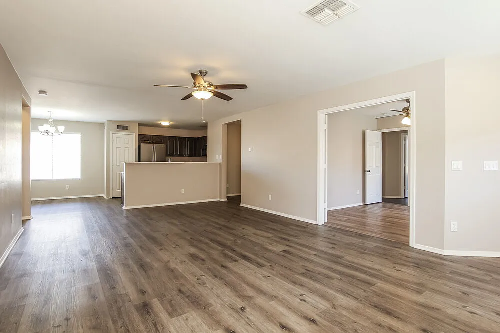 4 bed, 2.0 bath, 1534 sqft, $1,845 — Photo 4