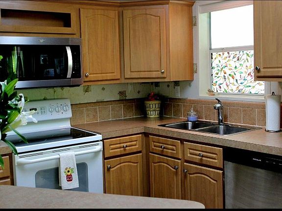 5th image of 4500 SE Sweetwood Way