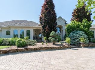 3900 E Bridgend Dr, Springfield, MO 65809