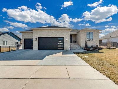 1605 N Lakeside Dr, Andover, KS, 67002