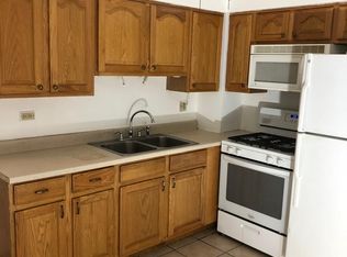 4422 Prairie Ave #1R, Brookfield, IL 60513