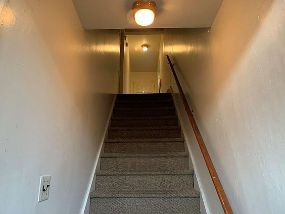 3rd image of 558 S 24th St APT 2