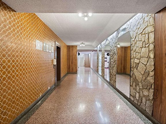 2nd image of 9011 Northern Blvd APT 211