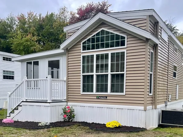 348 Rainbow Shores Rd #T5, Pulaski, NY 13142