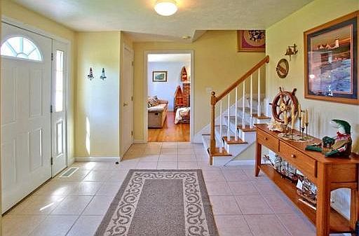 5th image of 459 Bedford St
