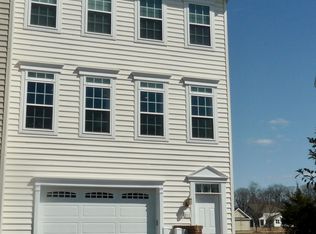 811 Hubble Ave, Bear, DE 19701