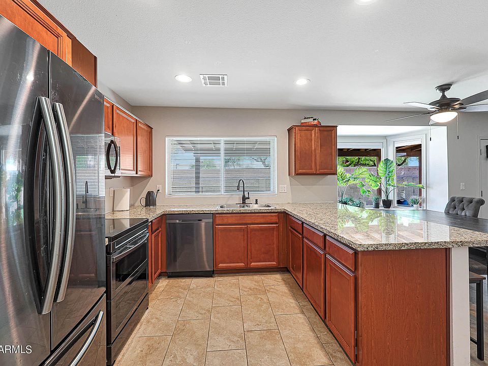 1st image of 5831 W SUNNYSLOPE Lane