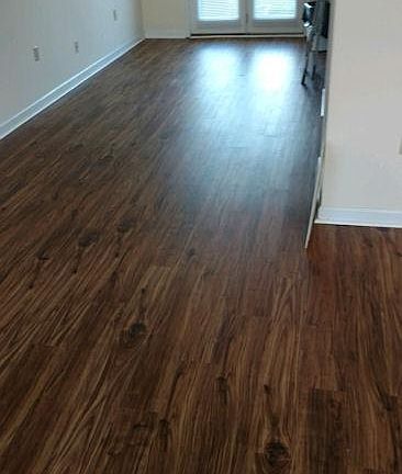 3rd image of 129 Maplehill Dr APT 2