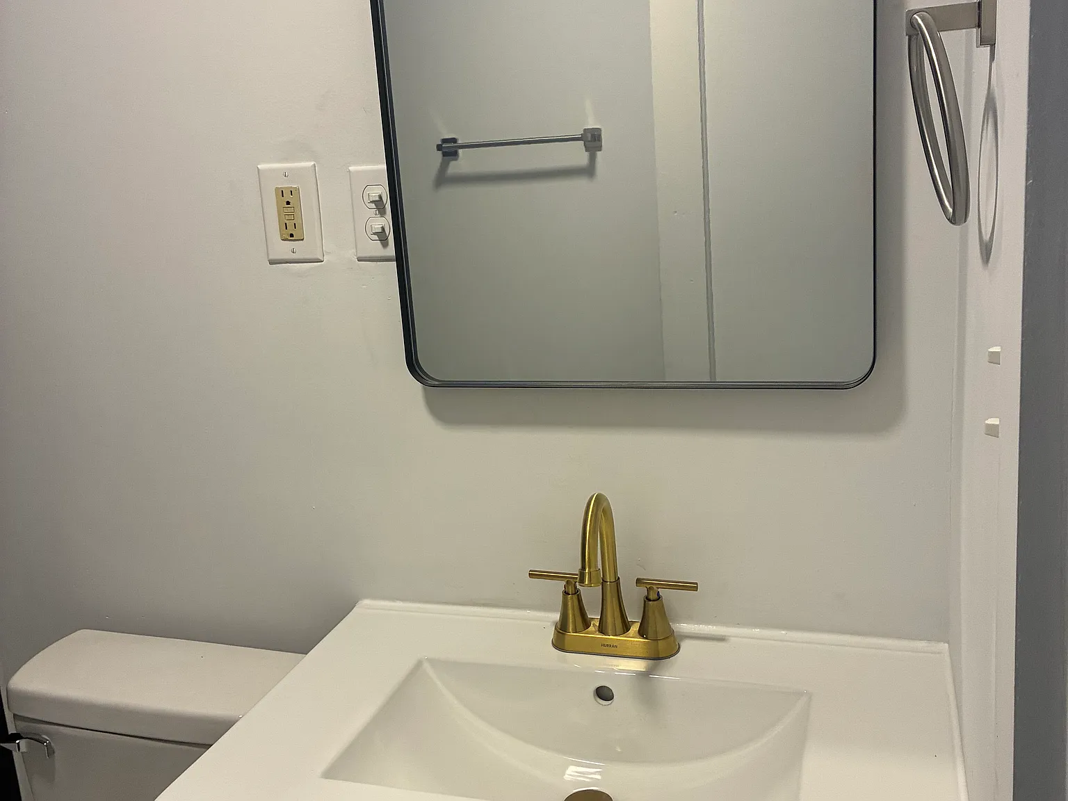 2 bed, 1000 sqft, $1,150 — Photo 4