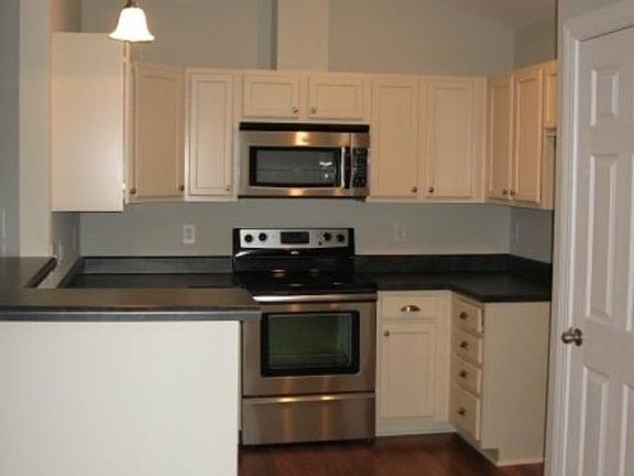 4th image of 3725 Lena Ln