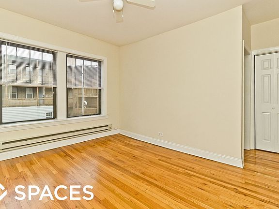 4th image of 656 W Cornelia Ave APT 8A