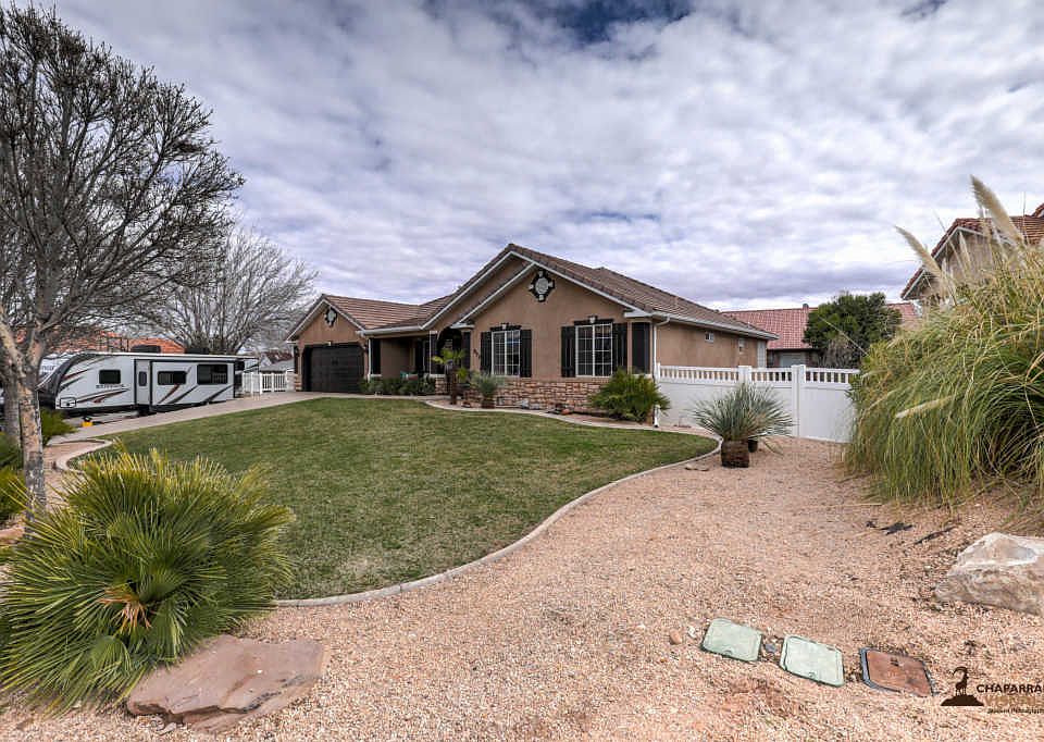 1st image of 872 Empress Cir