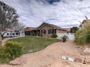 872 Empress Cir, Saint George, UT 84790