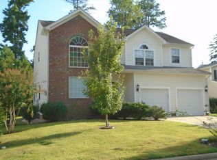 1075 Vauxhall Dr, Apex, NC 27502