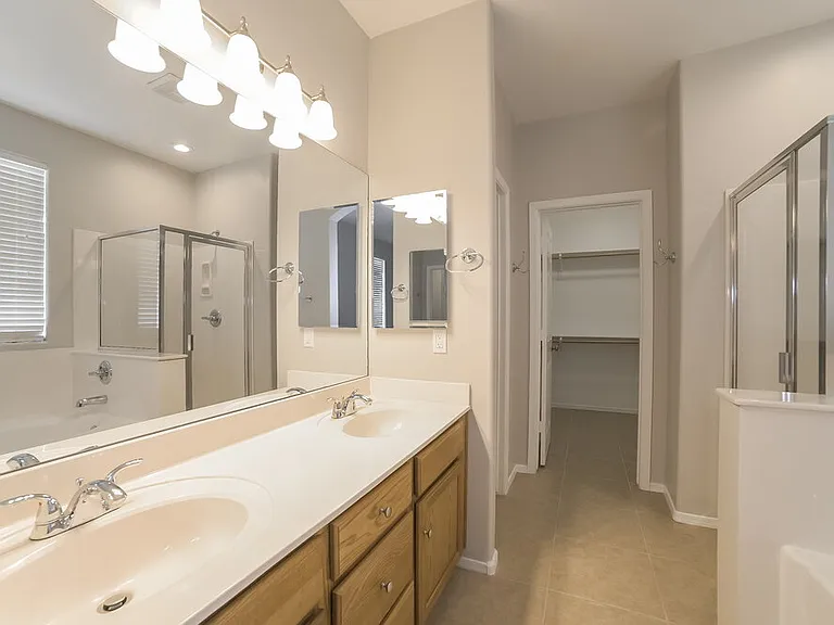 4439 W Apollo Rd — Photo 11