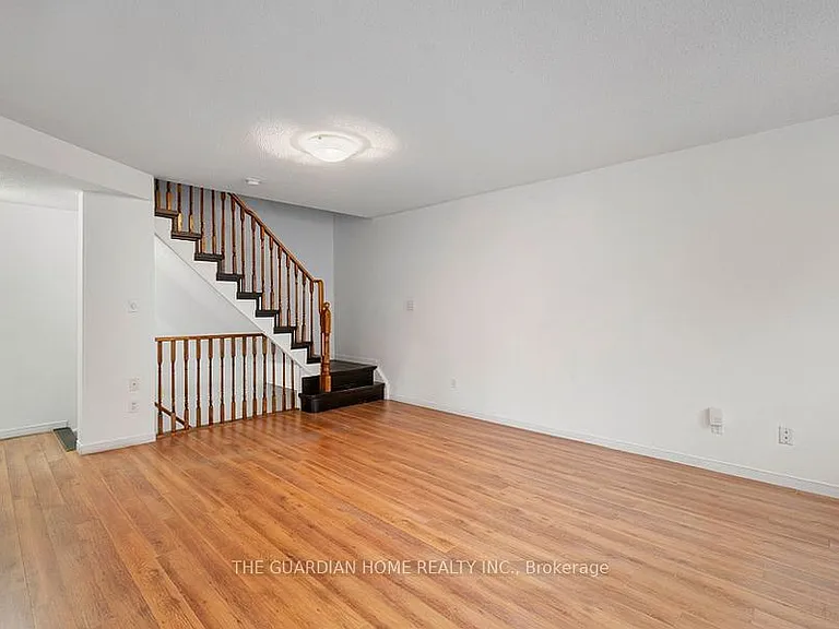 28 Rosebank Dr #705 — Photo 5