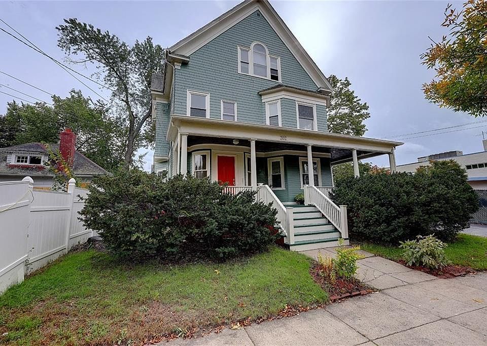 1st image of 202 Ontario St #1
