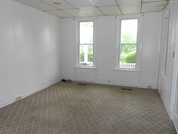 2nd image of 144 S Carlisle St
