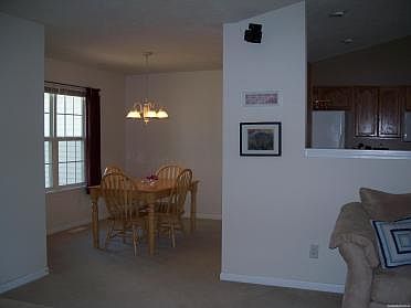 5th image of 2409 Sunsprite Dr