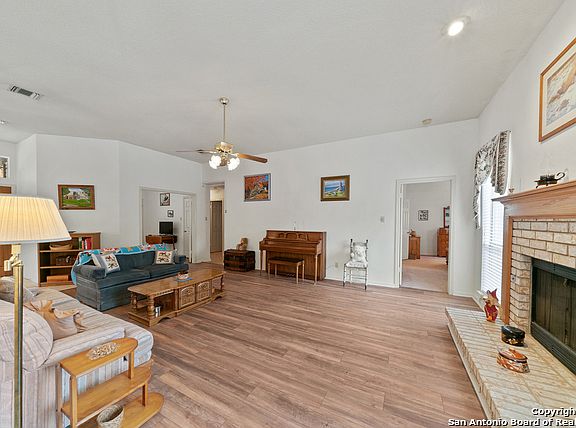 5th image of 4922 Fern Lk