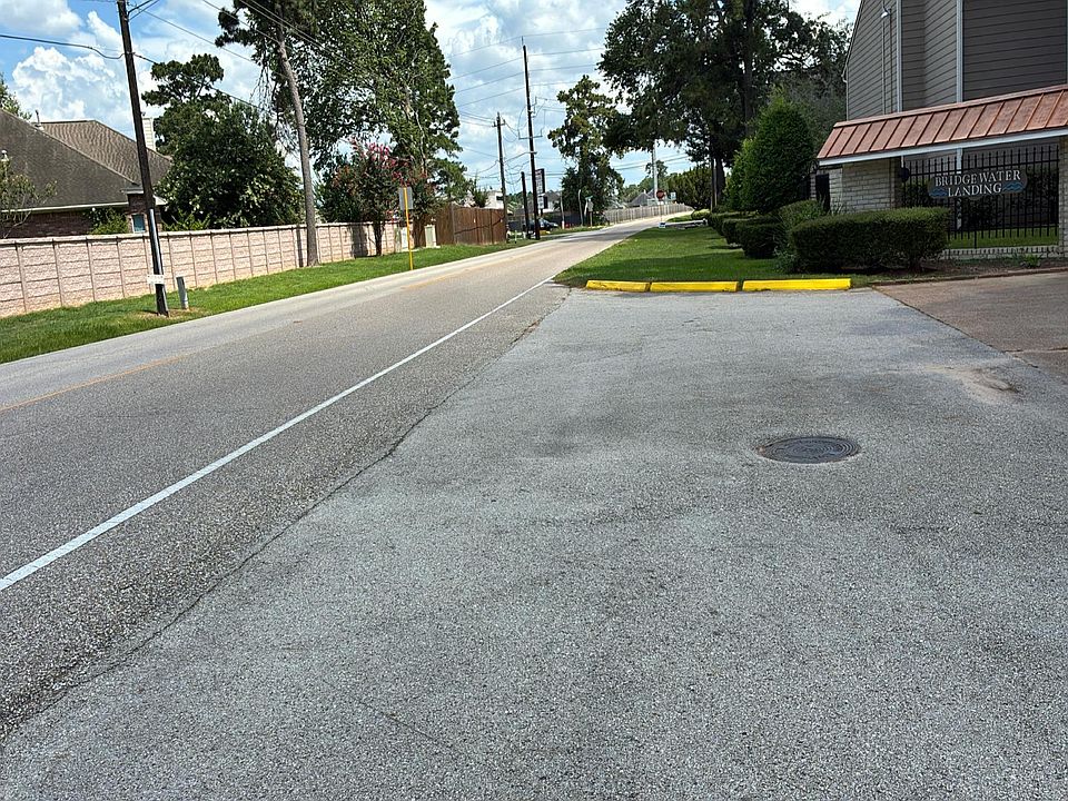 2nd image of 14911 Wunderlich Dr APT 107