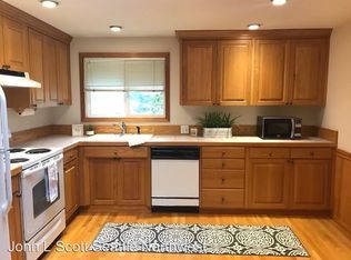 45810 SE North Bend Way APT 16, North Bend, WA 98045