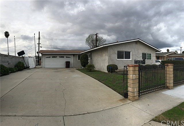 1st image of 1013 Sandia Ave