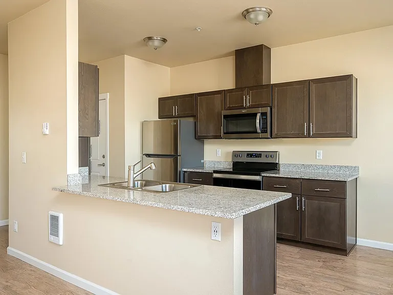Willow Tree Place — Photo 42