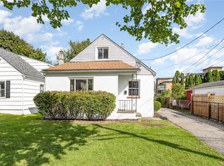74 Rosemount St, Rochester, NY 14620