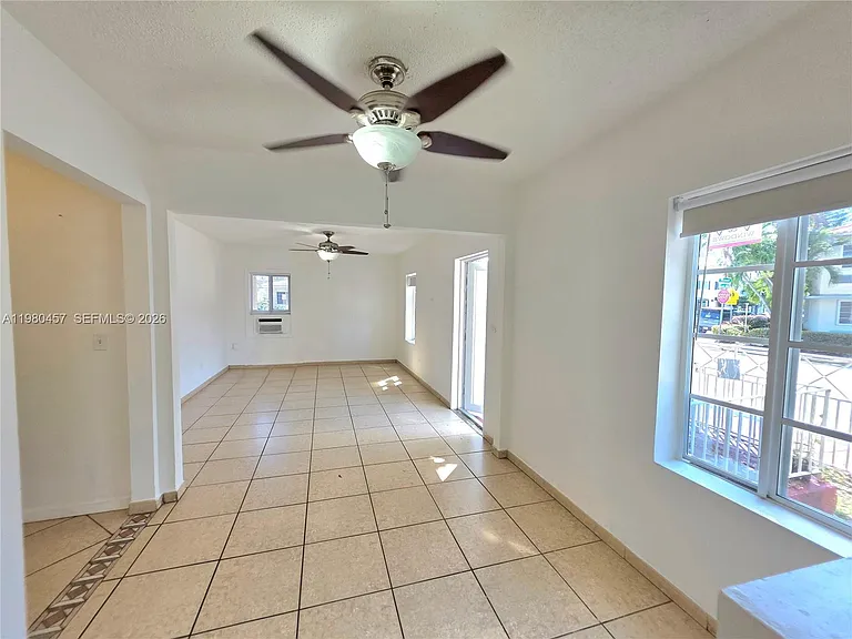 7501 Byron Ave #1A — Photo 9