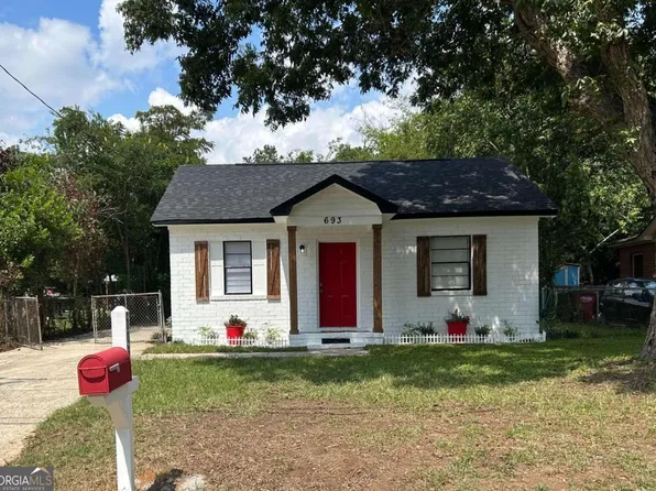 693 Shi Pl, Macon, GA 31206