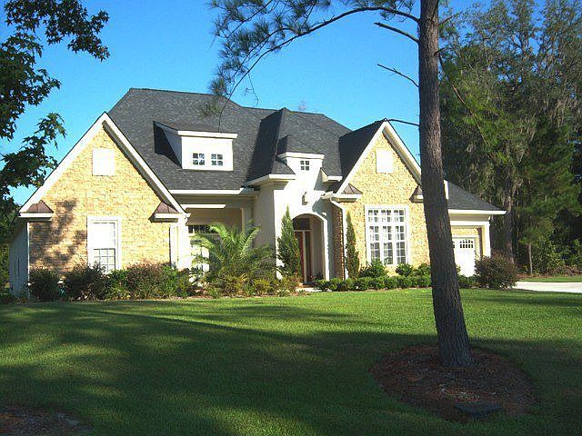 76 Channing Drive
